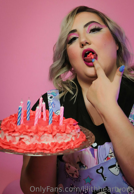 lilithheartvore naked pornstar pictures