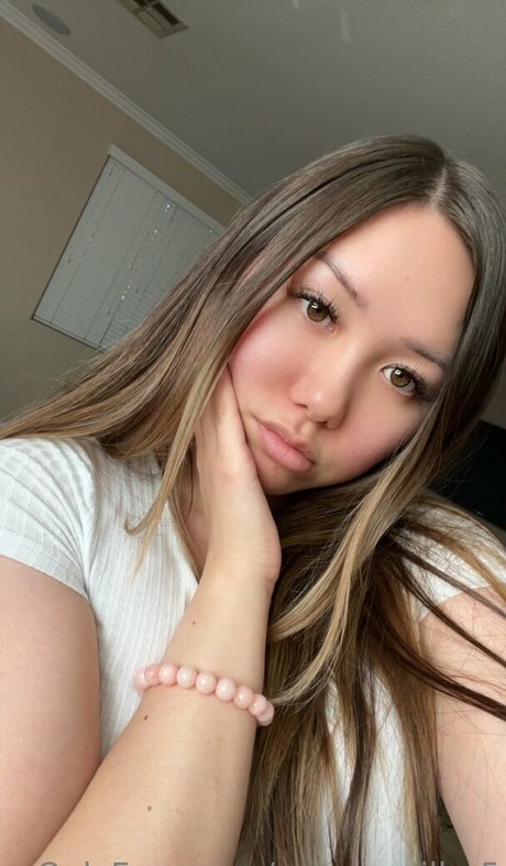 meganmiller5 pornographic model img