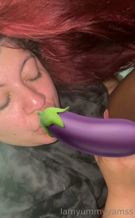 iamyummyyamss free star photos