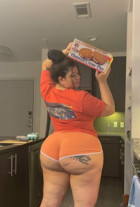 iamyummyyamss model porn pic