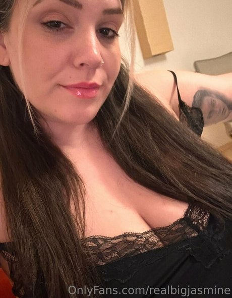 realbigjasmine star top gallery