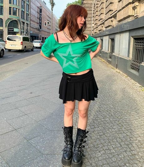 Olivia Sun star sexy archive