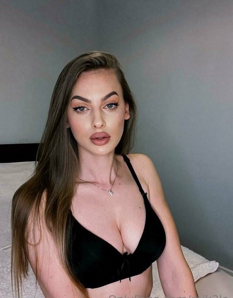 mik3la perfect model images