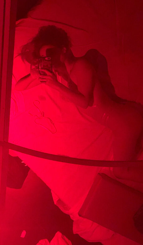 sammmsweet model art pic