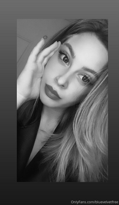 bluevelvetfreenudes adult model archive