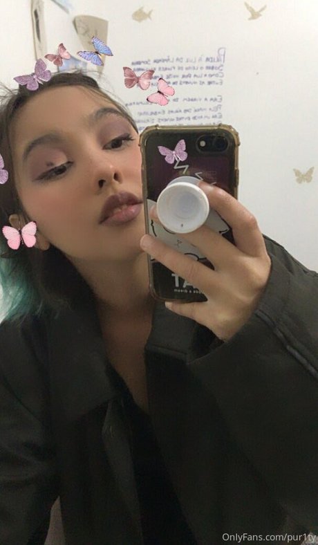 Jessica Yoyo porn model picture