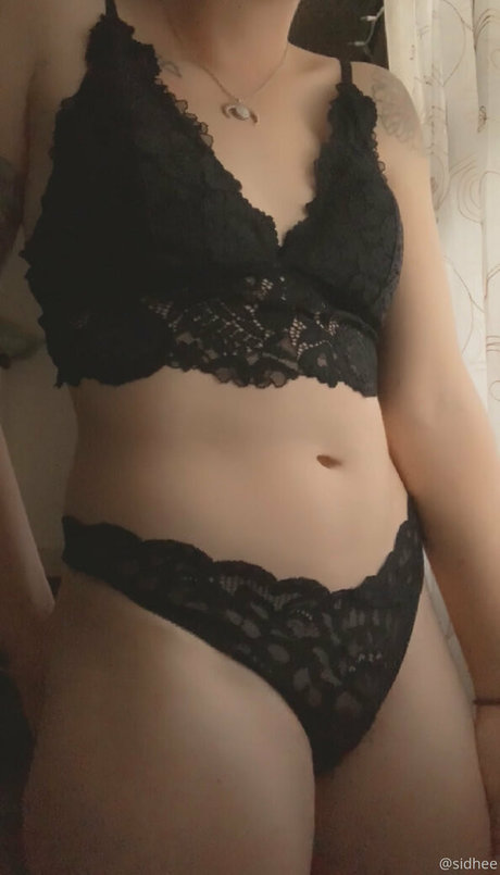 sidhee xxx actress photo