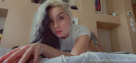 imbxbyxo model naked pics