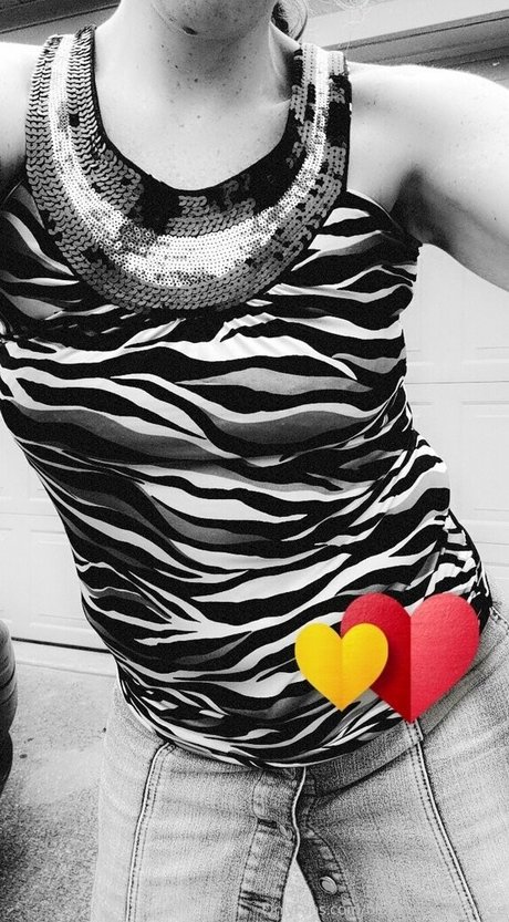 blueeyednerd71free pretty model pic