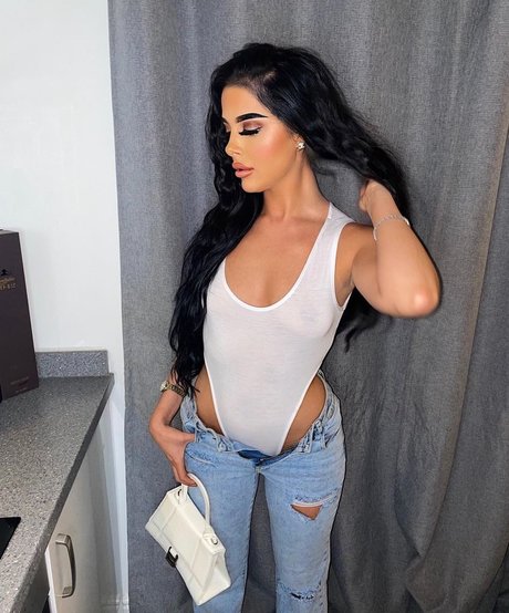 Emily Oldring porn star picture