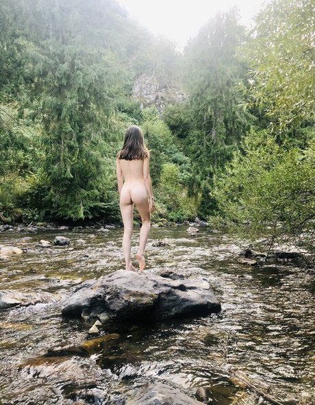 Bella Alice pornstar sexy picture