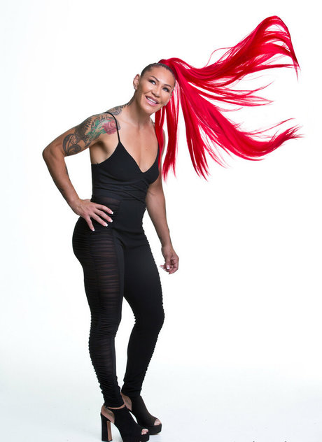 criscyborg perfect model galleries