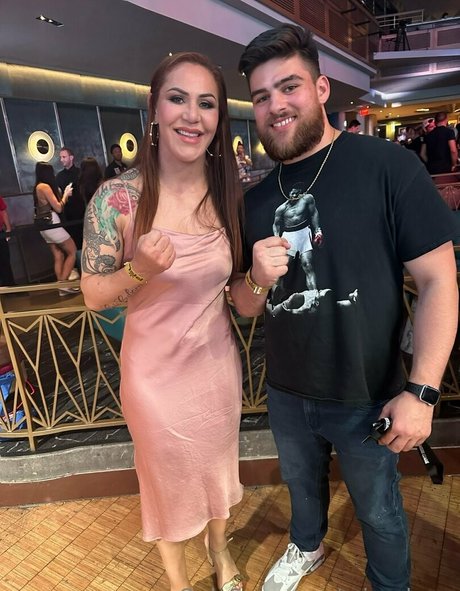 criscyborg exclusive star images