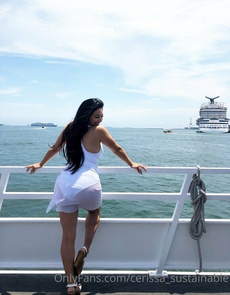 cerissa sustainable naked model pictures