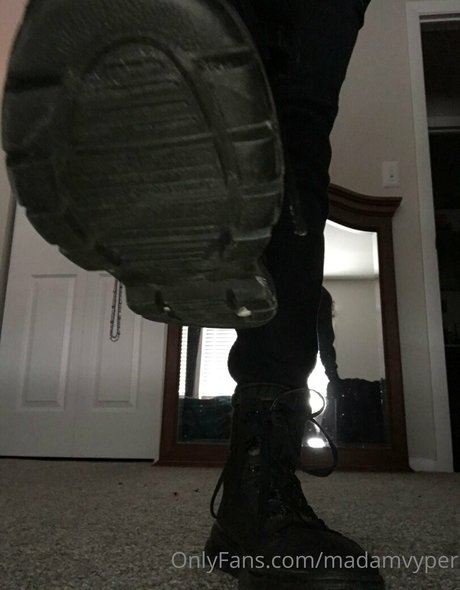 madamvyper porn model photo