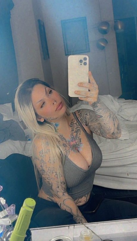 dab710queen model porn photos