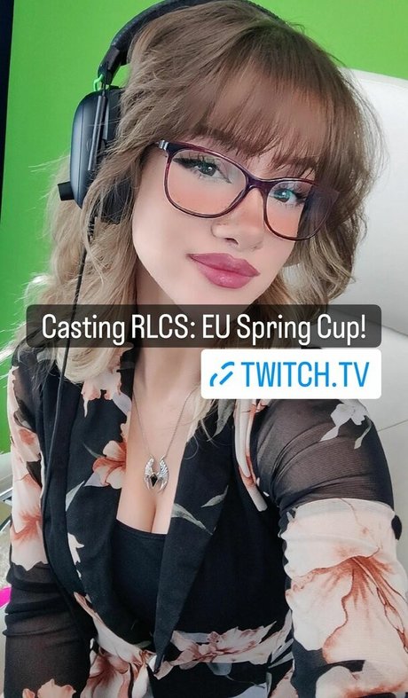 Lemonkiwi sex actress photos