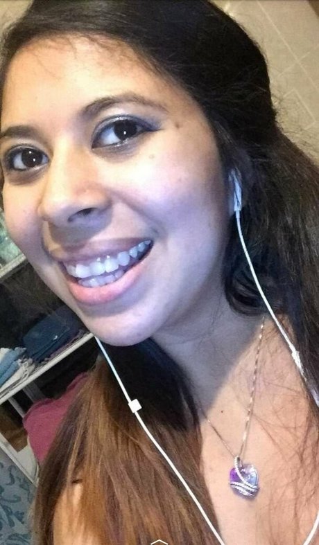 devilishdaisy model art gallery