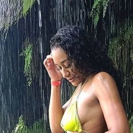 Cleocakes best model picture