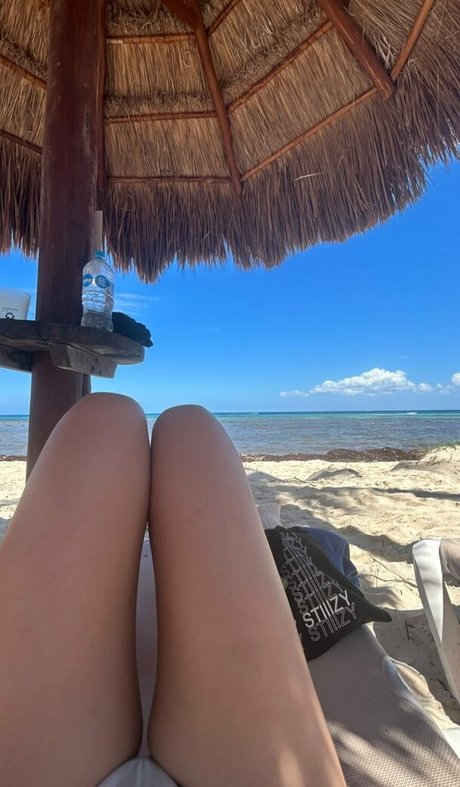 Tiana Renay model erotic images