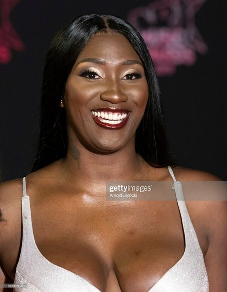 Aya Nakamura beautiful pornstar images