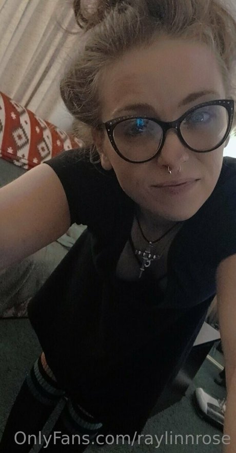 raylinnrose model xxx pics