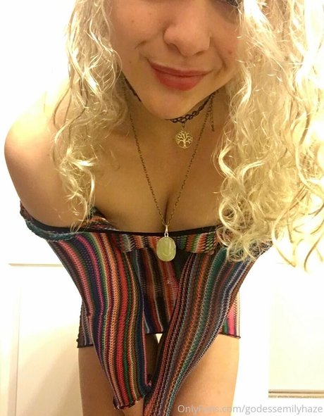 realemilyhaze hot pornstar pic