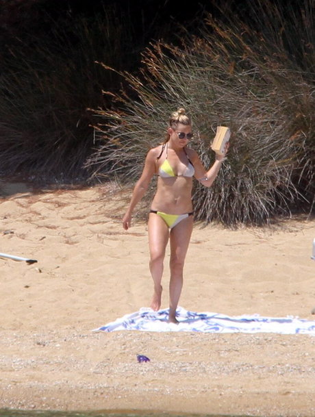 Kate Hudson hot actress pics