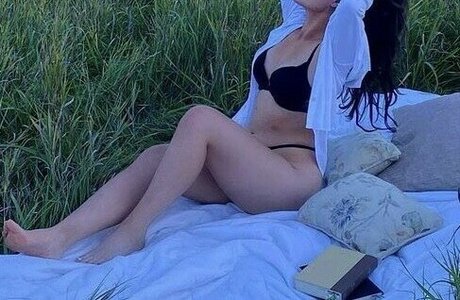 lindaafreckles art model image