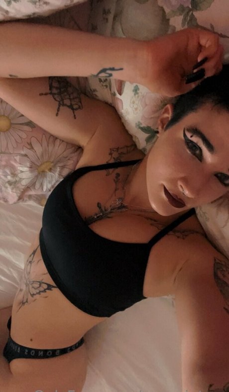 Eve winters model pretty images