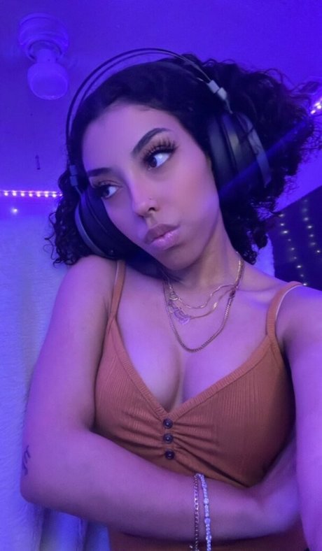 Empress Mirai pornstar top photos