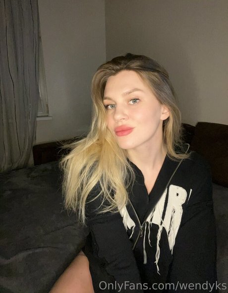 wendyks erotic actress photos