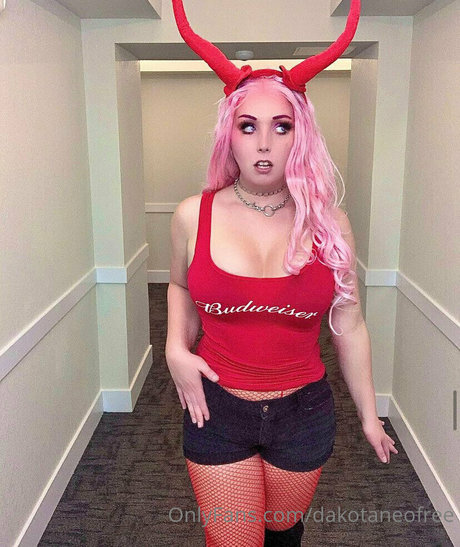 dakotaneofree model pretty picture