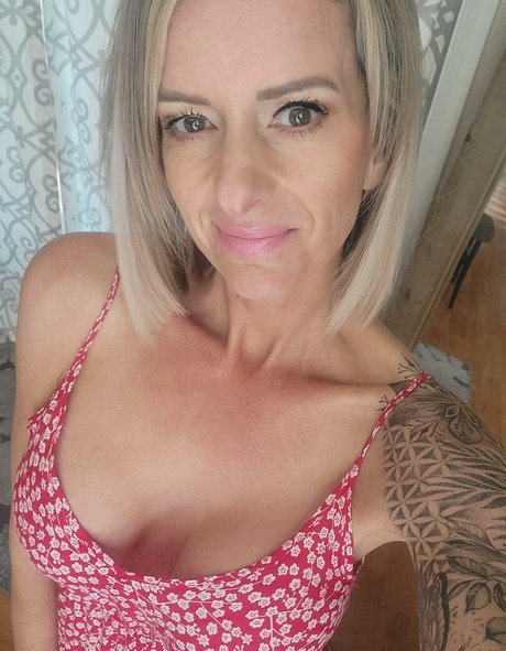 sweet n sexy erin star top image