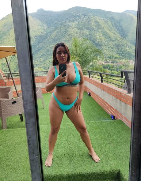 jinxroses hot star image