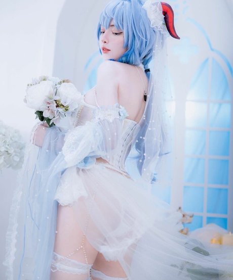 Le Josette model pretty images