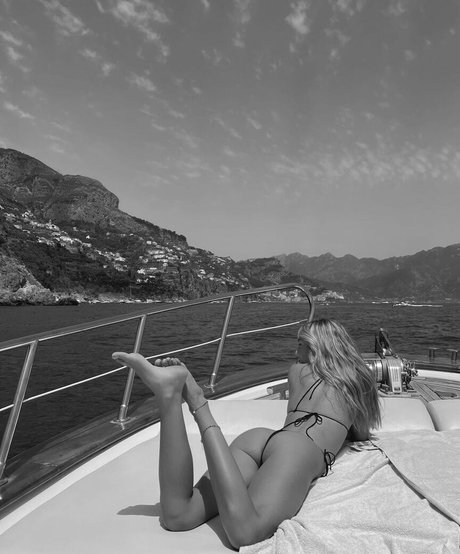 Omer Nudelman Nude top star img