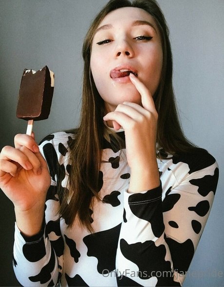 Jane Pride perfect star picture