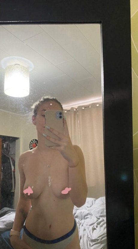 slxttycandy top pornstar image