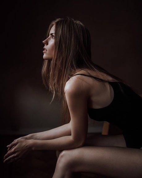 Anastasia Ditmar model pretty images