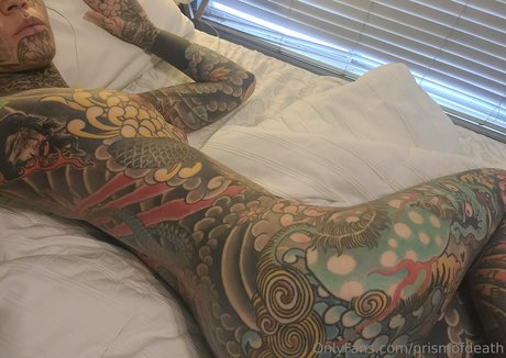 prismofdeath pornstar art galleries