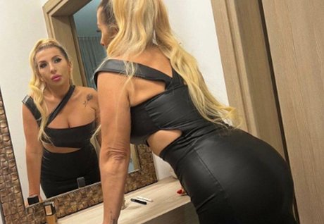 Suzana Perovic star naked photos