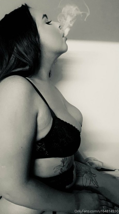 tashag18 free model pic