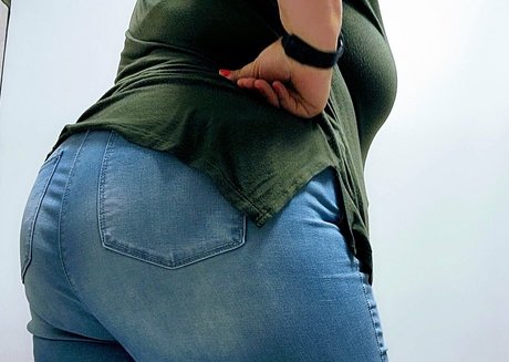 sexybbwmom11 model hd images