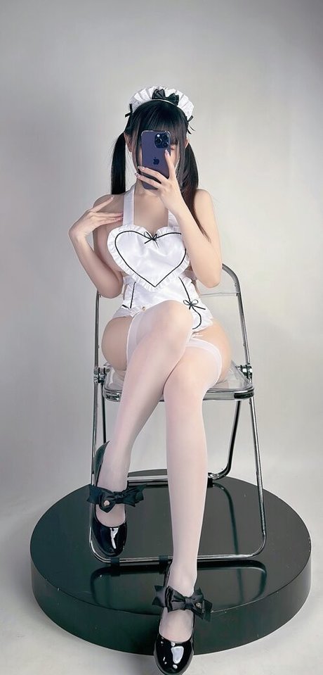 Mikomikoww pornographic model photos