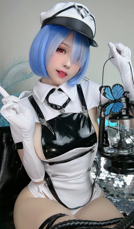 Mikomikoww star hot pics