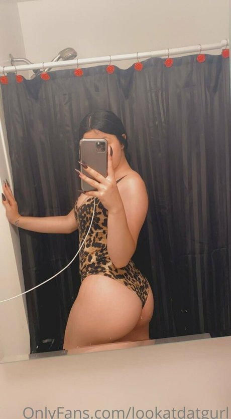 lookatdatgurl model nudes archive