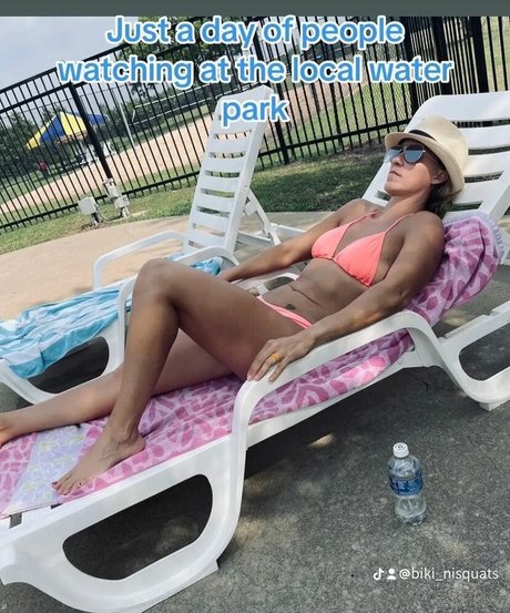 BikiniSquats pornstar naked images