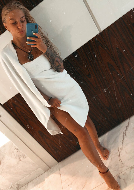 thiskindasnow star top pictures