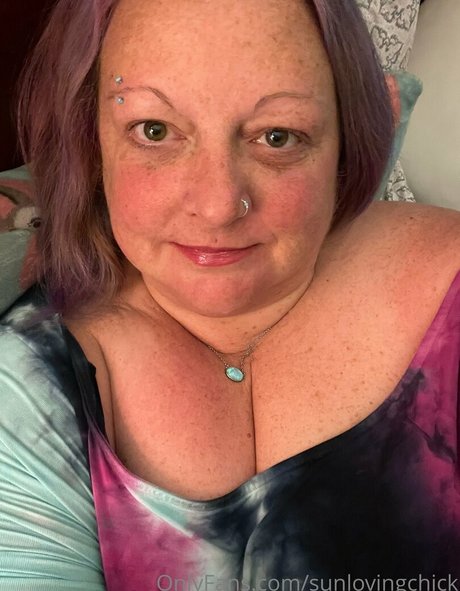 sunlovingchick model sex photos